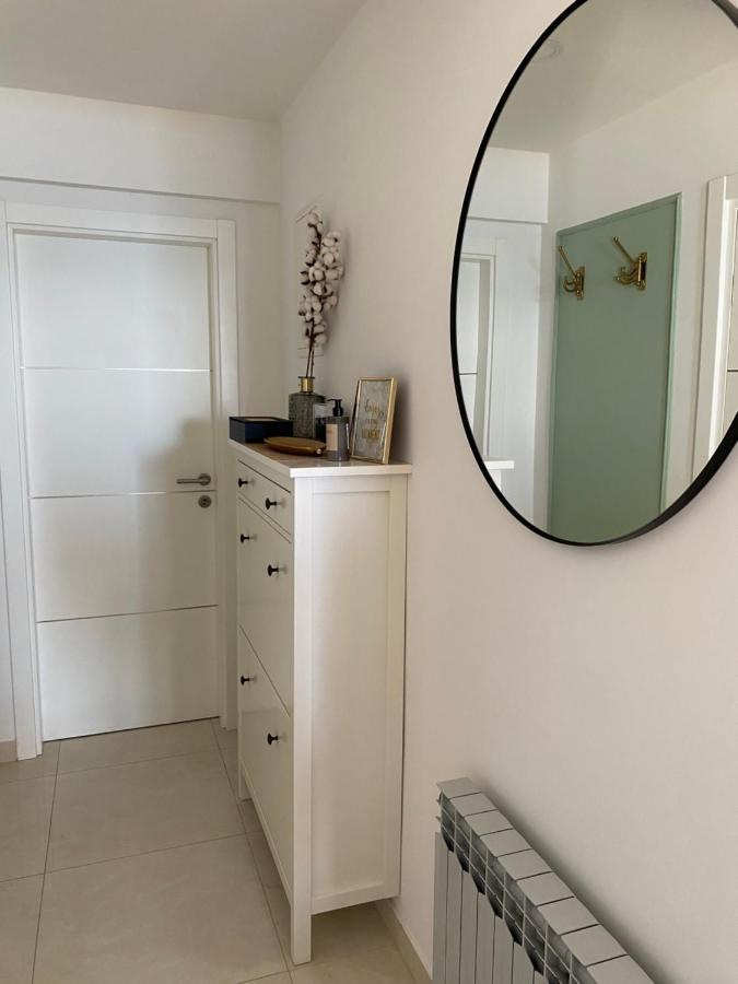 Apartments Niko, Near Beach, Free Parking, Wi-Fi ทูแชพี ภายนอก รูปภาพ